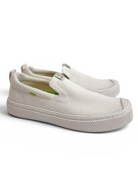 Cariuma IBI Slip-on White Knit Sneaker